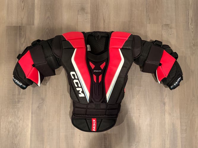 Small CCM EFlex 6.9 Goalie Chest Protector (Used)