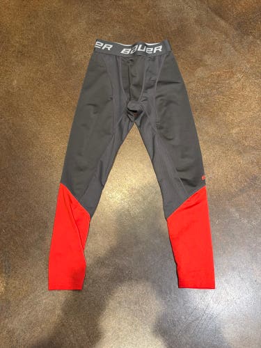 Red/Grey Medium Boys Bauer base layer set (Used)