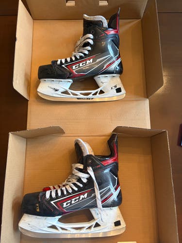 CCM JetSpeed FT490 Hockey Skates – Size 9 Senior (US 10.5) + Extra Steel
