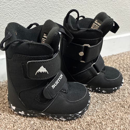 Kid's 9K Burton Mini Grom Snowboard Boots (Used) 9C