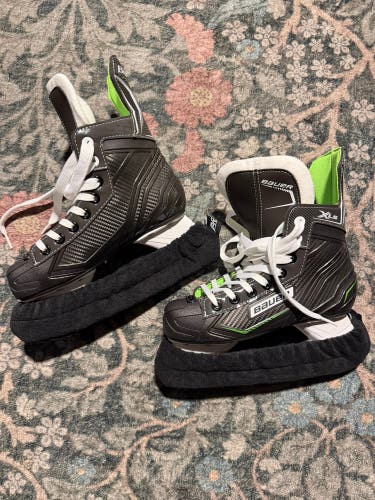 Bauer Hockey Skates Regular Width 13 (Used)