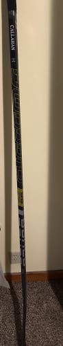 Senior Bauer Supreme 2S Pro Right Handed Hockey Stick 87 Flex (Used)