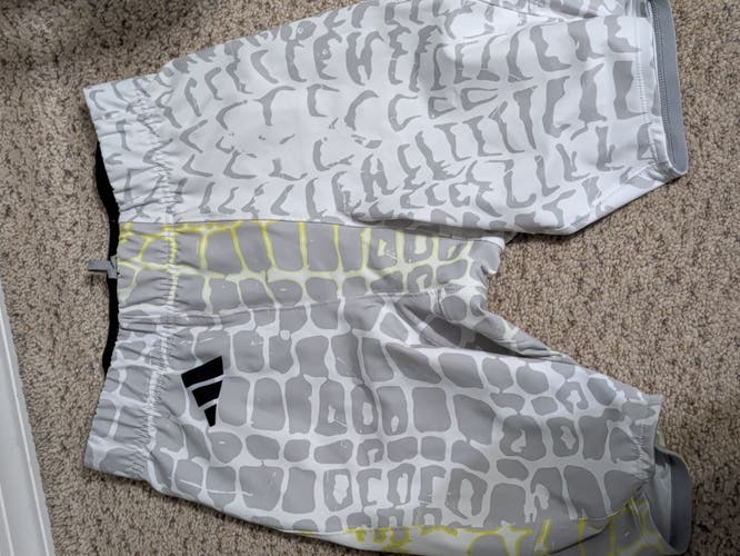 Gray Men's Large Adult Adidas football short Pants (Used)