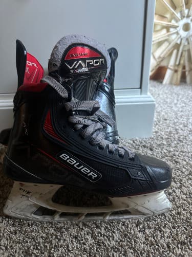 2021 Bauer Vapor 3X Pro Hockey Skates 6 (Used)