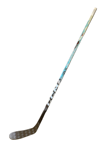CCM Jetspeed FT9 Pro Right P28 80 Flex Pro Stock Stick - Light Blue