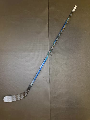 CCM Vizion Right P29+1/4 75 Flex Pro Stock Stick - Blue