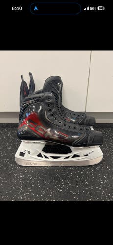 2025 CCM JetSpeed FT890 Hockey Skates Regular Width 9.5 (Used)