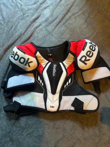Large Senior Reebok 14K Shoulder Pads (Used)