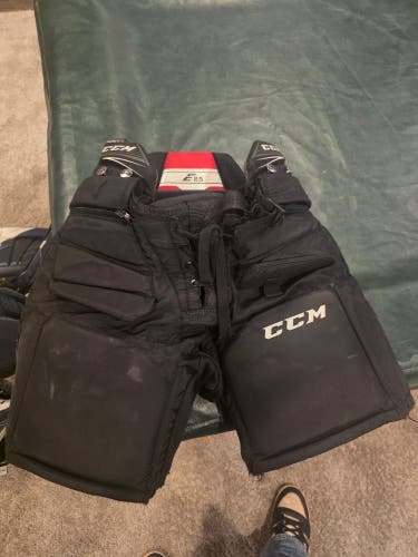 Junior Medium CCM E2.5 Hockey Goalie Pants