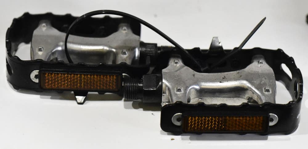 WELLGO LU-893 METAL BICYCLE PLATFORM/CAGE PEDALS