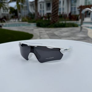 Sunglasses - Sport Style Polarized Sunglasses White frame black lens w/ case