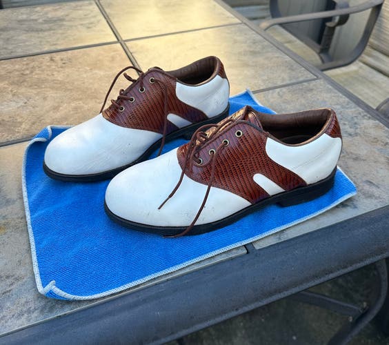 Men's Size M 10.0 (W 11.0) Golf Shoes (Used)