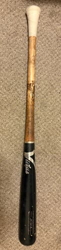 Victus Pro Reserve JC24 Maple Bat (-3) 32" (Used)