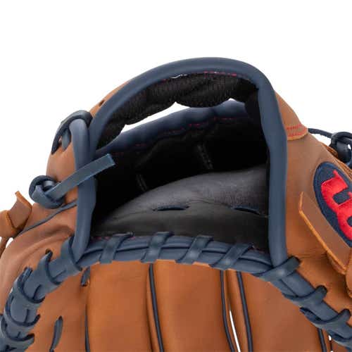 Used Wilson WBW1042781175 Left Hand Thrower - Excellent Condition