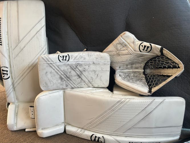 32" Warrior Ritual G6 Regular Goalie Full Set (Used)