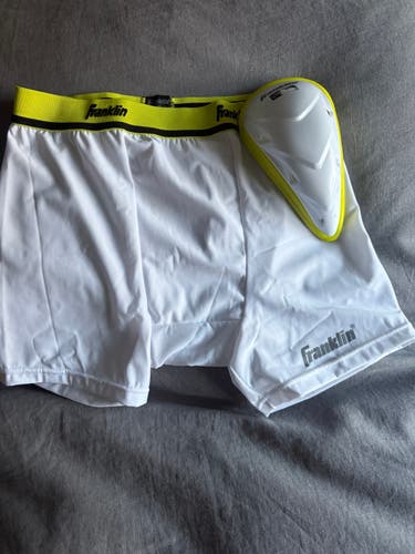 Franklin (New) shorts with cup
