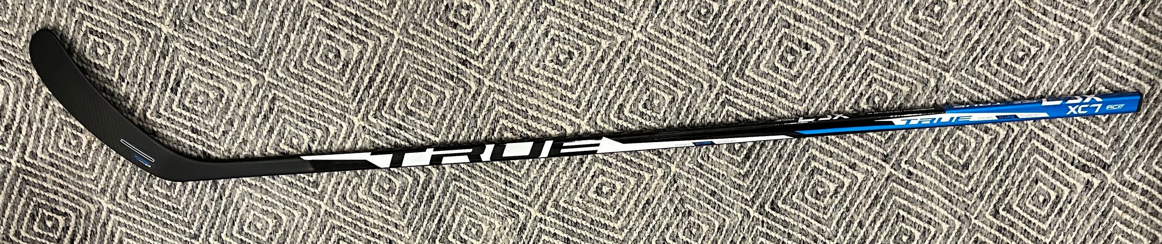 Senior True XC7 ACF Left Hand Hockey Stick TC2 85 Flex (New)
