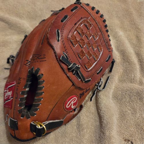 Rawlings RH Infield/Pitcher RBG 70 Derek Jeter Baseball Glove 11.5" Game Ready