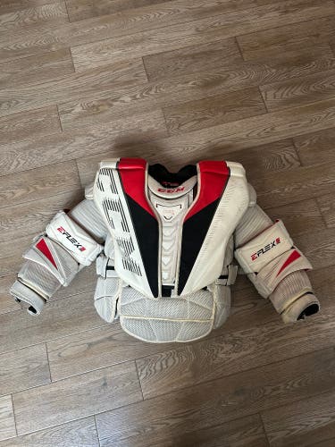 Small 2021 CCM EFlex 5 Pro Goalie Chest Protector (Used)