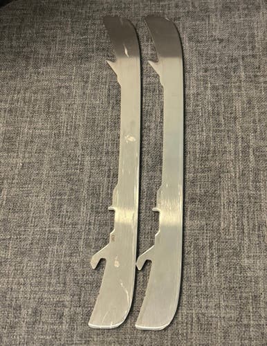 Bauer Powerfly Hockey Steel Runners Size 263 Good Condition