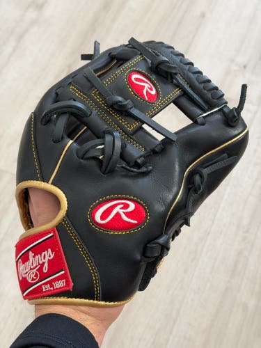 Rawlings R9 RH Throw Infield Baseball Glove 11.5" (New)