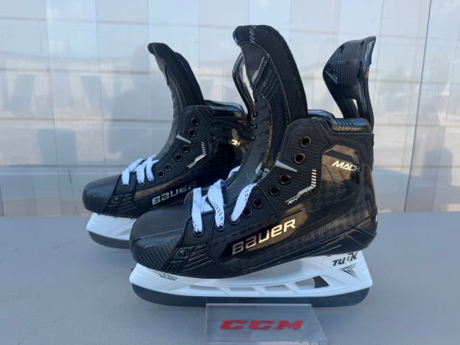 Bauer Supreme Mach Hockey Skates Pro Stock Size 7 (New) 5808