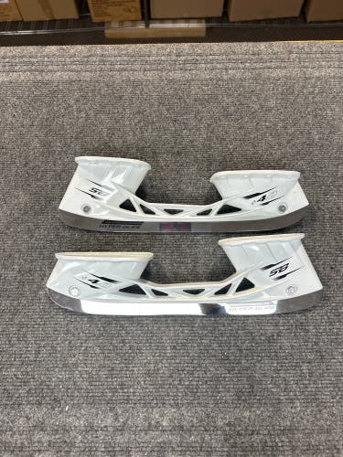 CCM SB Hyperglide Holder (with Polished Steel) (New)