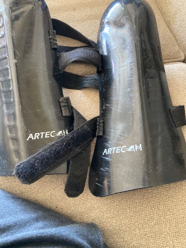Shin Guards Large Artech Shin Guard (Used)