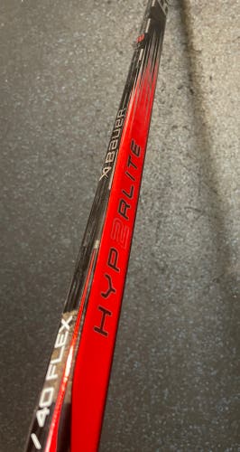Bauer Hyperlite 2 Red Left Hand 40flex P28
