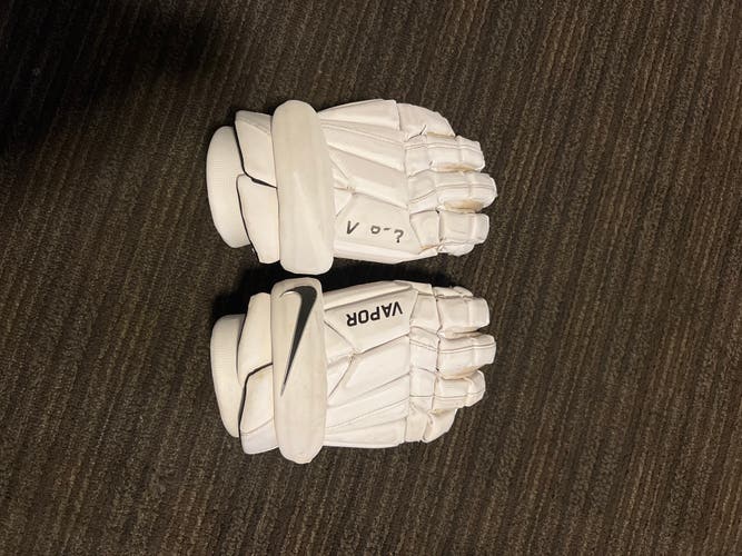 Nike Vapor Lacrosse Gloves (Used)
