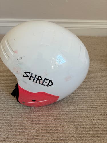Unisex Medium Shred Basher Helmet (Used) FIS Legal