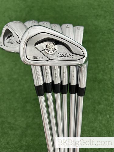 Titleist T200 Forged Iron Set 5-48 / True Temper AMT White Stiff +1/2