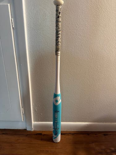 2022 DeMarini Nautalai Composite Bat 34" (Used)