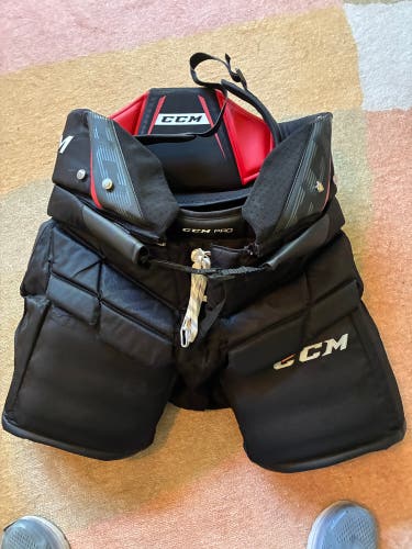 Senior XL CCM Pro Hockey Goalie Pants (Used)