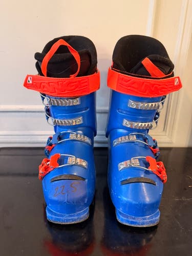 Mondo 22.5 Kid's Lange RSJ 65 Ski Boots (Used)