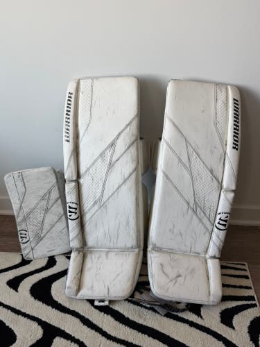 34" Warrior Ritual G7 Goalie Leg Pads (Used)