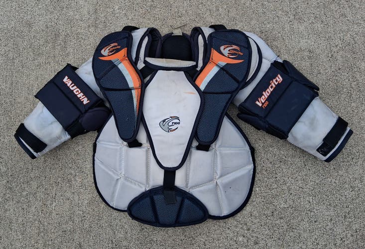 Youth M/L Vaughn Velocity 7100 Goalie Chest Protector (Used)