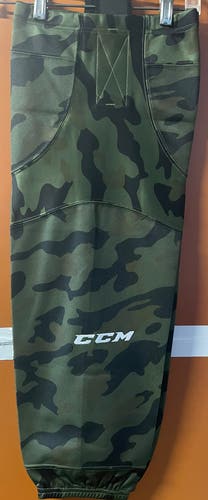New CCM Hockey Socks SX8000 Int. Camo Green