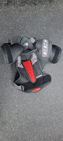 Used CCM EDGE LARGE Junior Shoulder Pads LG 11497-S000162836