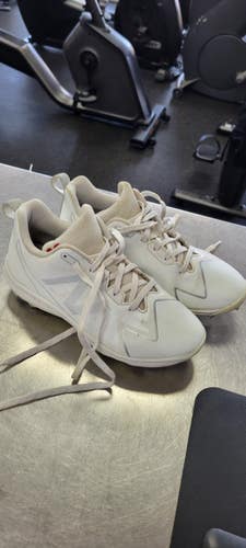 Used New Balance FUELCELL 8.5 BB/SB Cleats White Senior 8.5 11497-S000162807