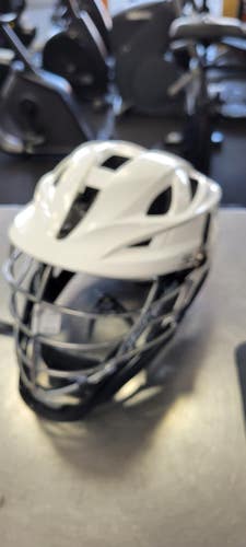 Used Cascade S Lacrosse Helmet White One Size 11497-S000162795
