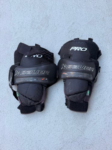 Bauer Pro KNEE GUARD (used)