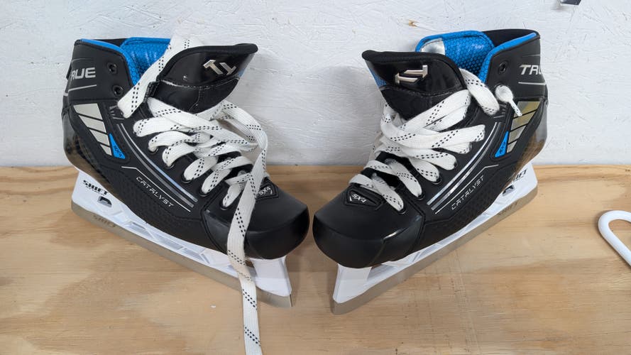 2025 True Catalyst 5x4 Hockey Goalie Skates Regular Width 8 (Used)