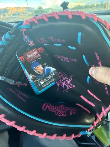2025 Rawlings Heart of the Hide RH Catcher's Baseball Glove 34" (New)