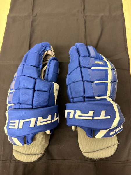 True XC9 Gloves 15"