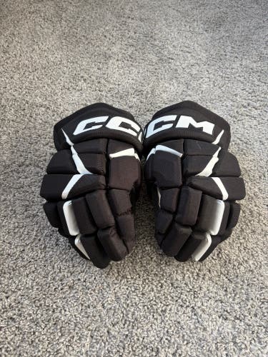 CCM JetSpeed FT680 Gloves 13" (Used)
