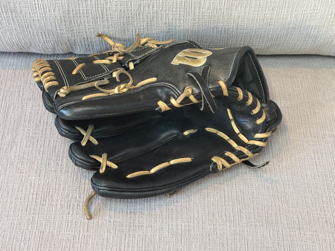 Used Wilson A2000 CK22 LH Baseball Glove 11.75"