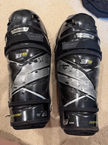 Intermediate Bauer Supreme M3 13" Shin Pads (Used)