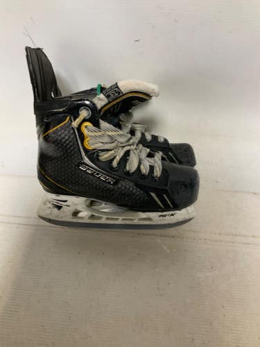 Used Bauer SUPREME ONE.9 Youth Hockey Skate Youth 13.0 11823-S000042826