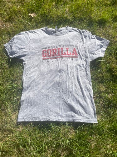 Gray Large Men's gorilla Massachusetts UMass lacrosse t shirt (Used)